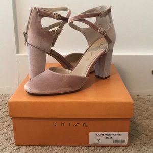 Light pink velvet heels, size 8 1/2